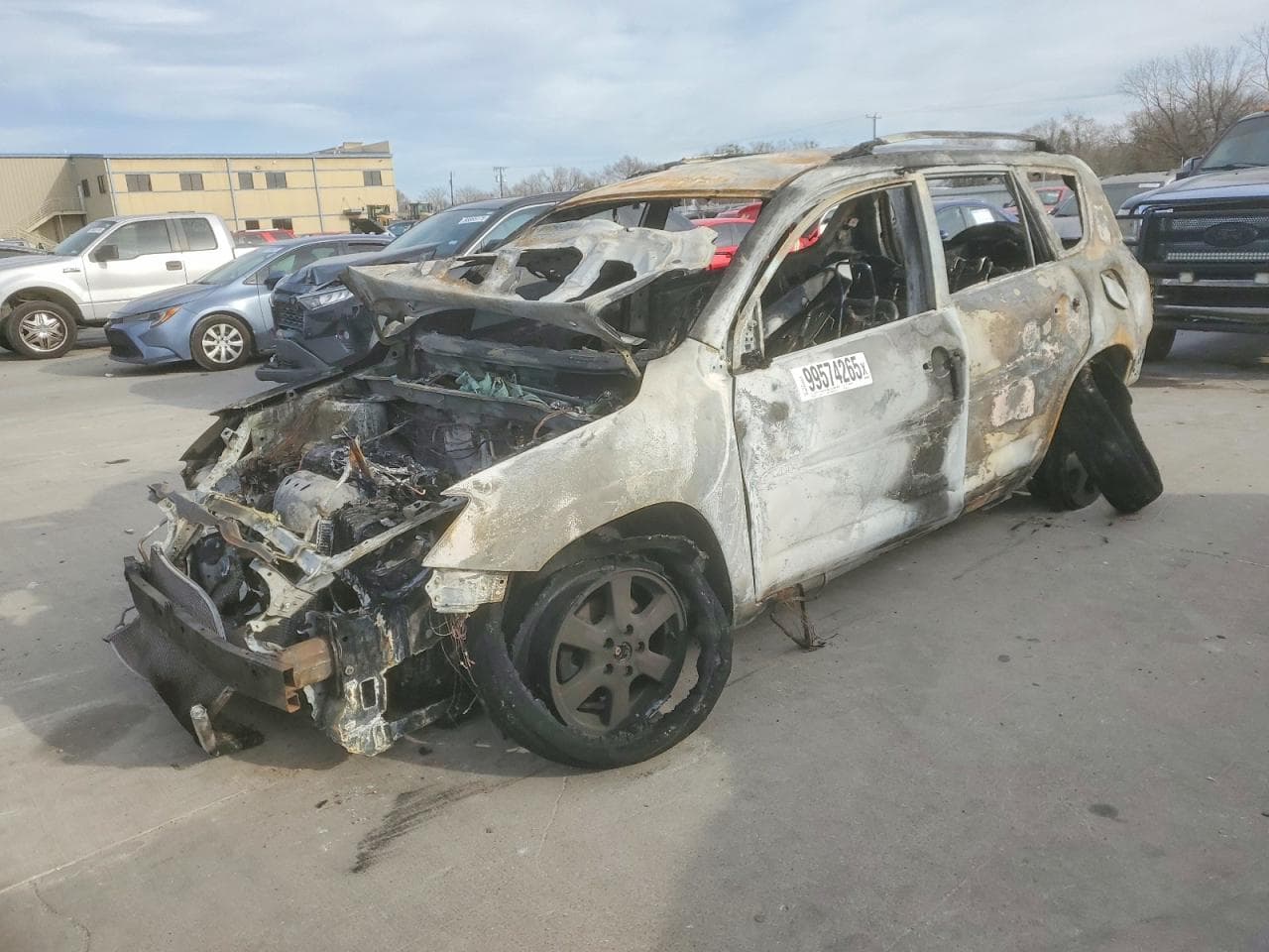 RAV4