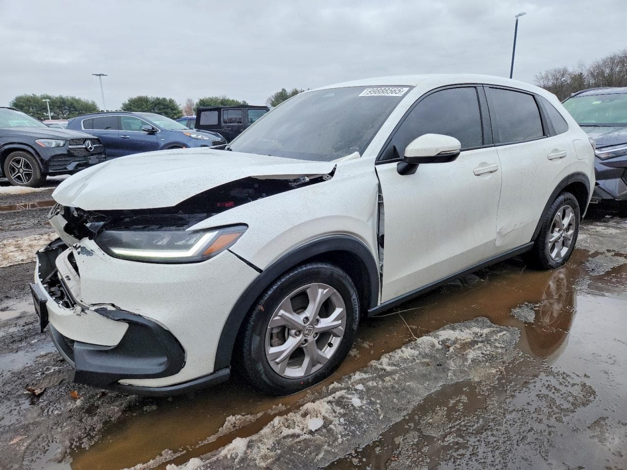 HR-V