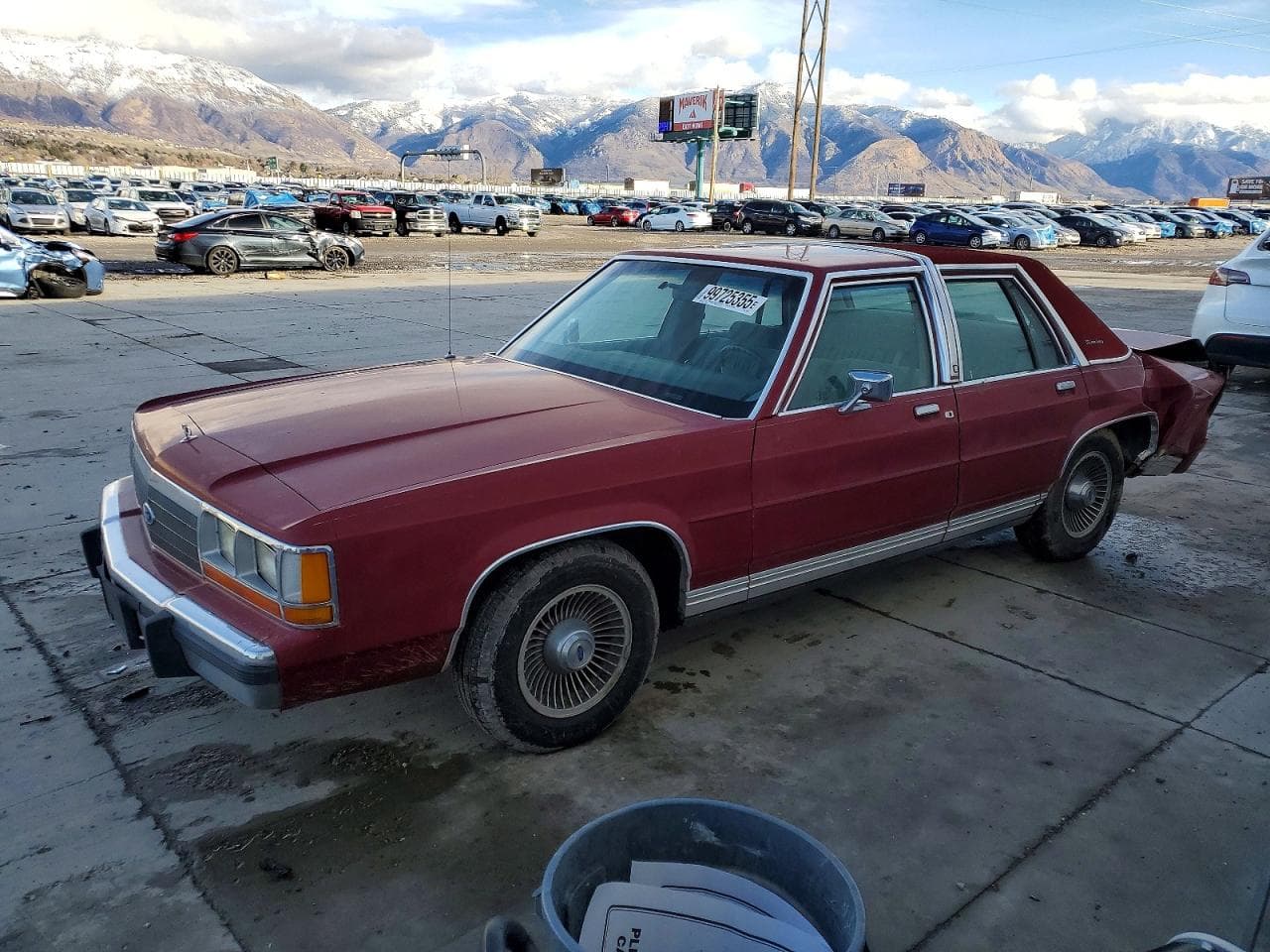 CROWN VIC