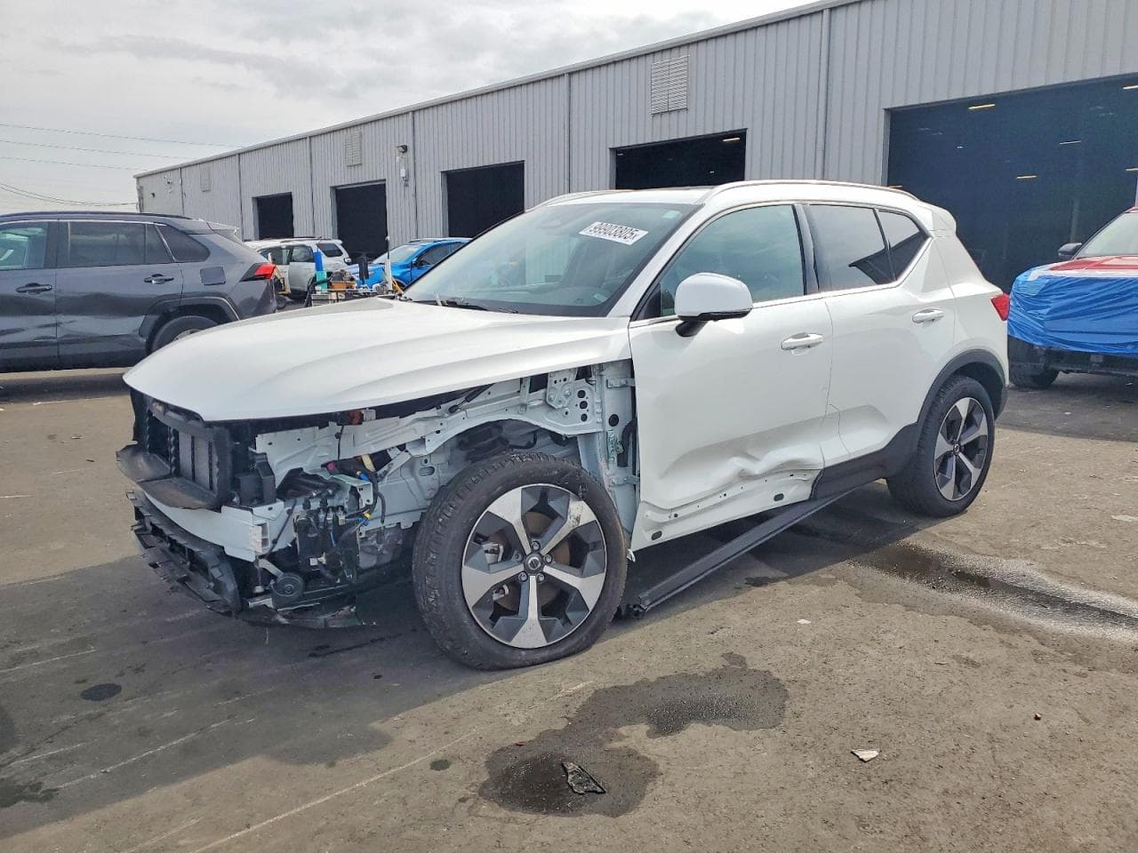 XC40 PLUS