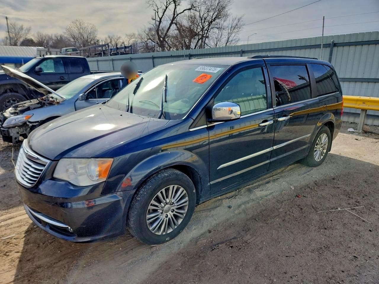 MINIVAN