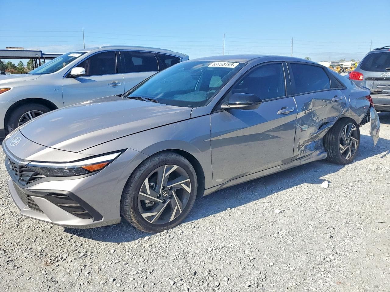 ELANTRA