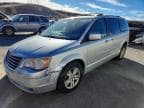 MINIVAN