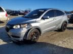 HR-V