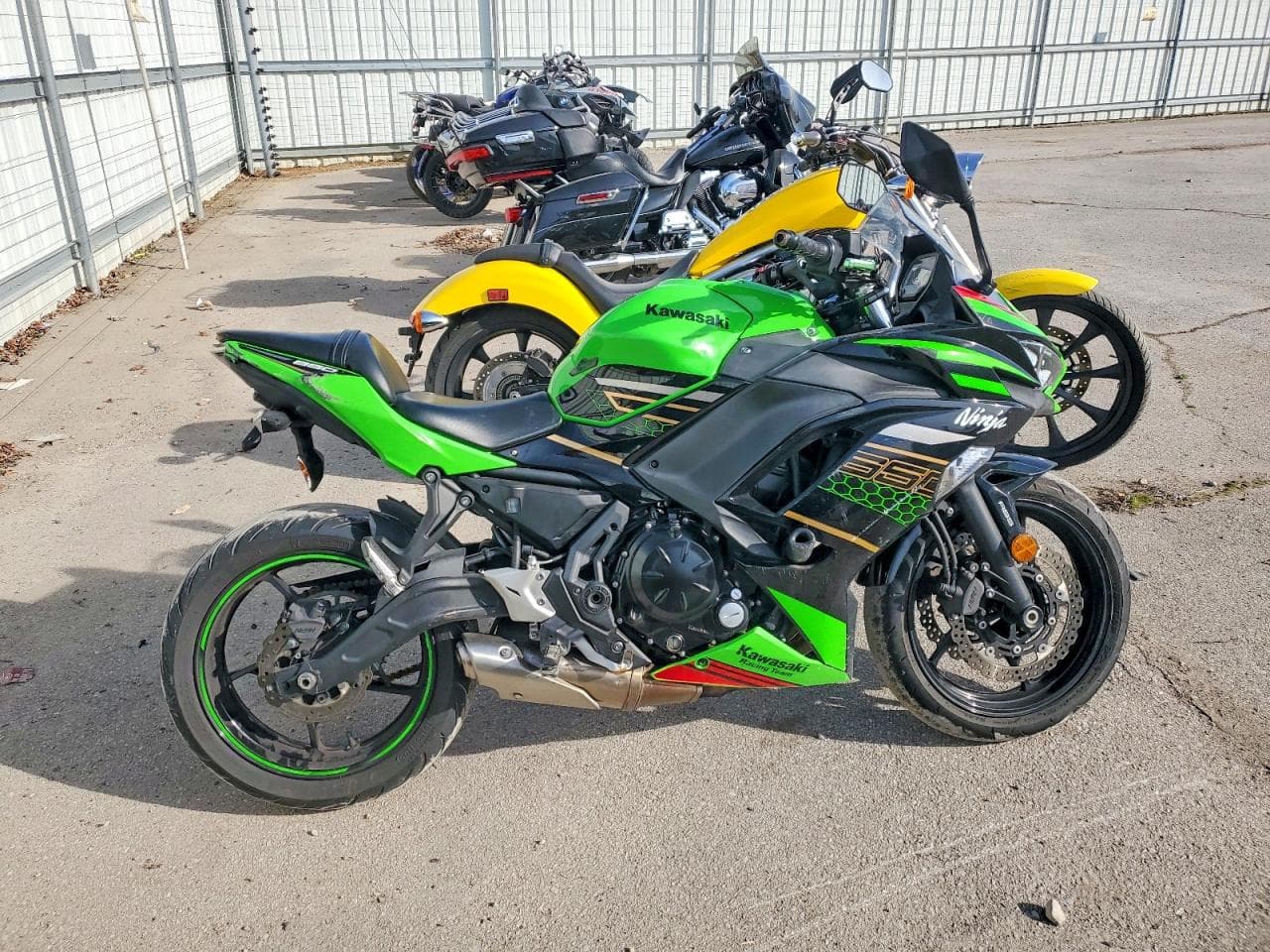 EX650 M