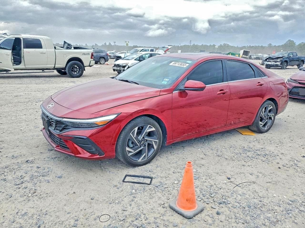 ELANTRA