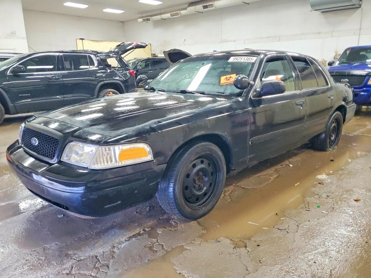CROWN VIC