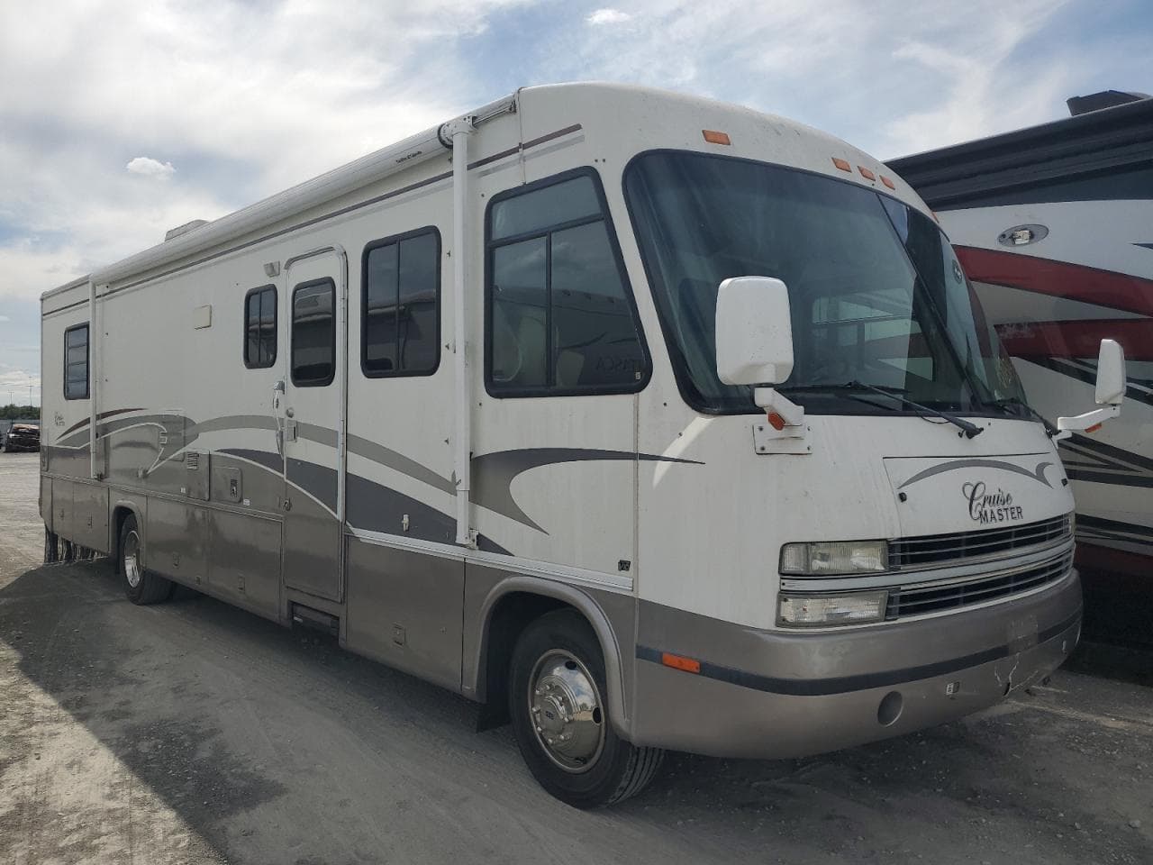 MOTORHOME