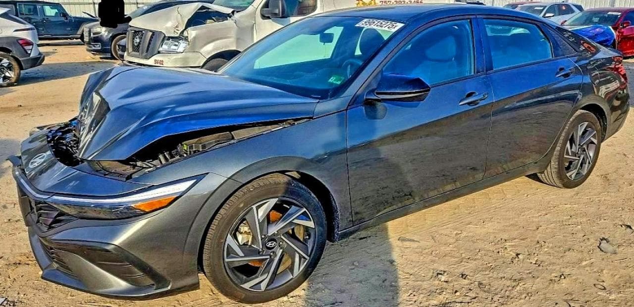 ELANTRA