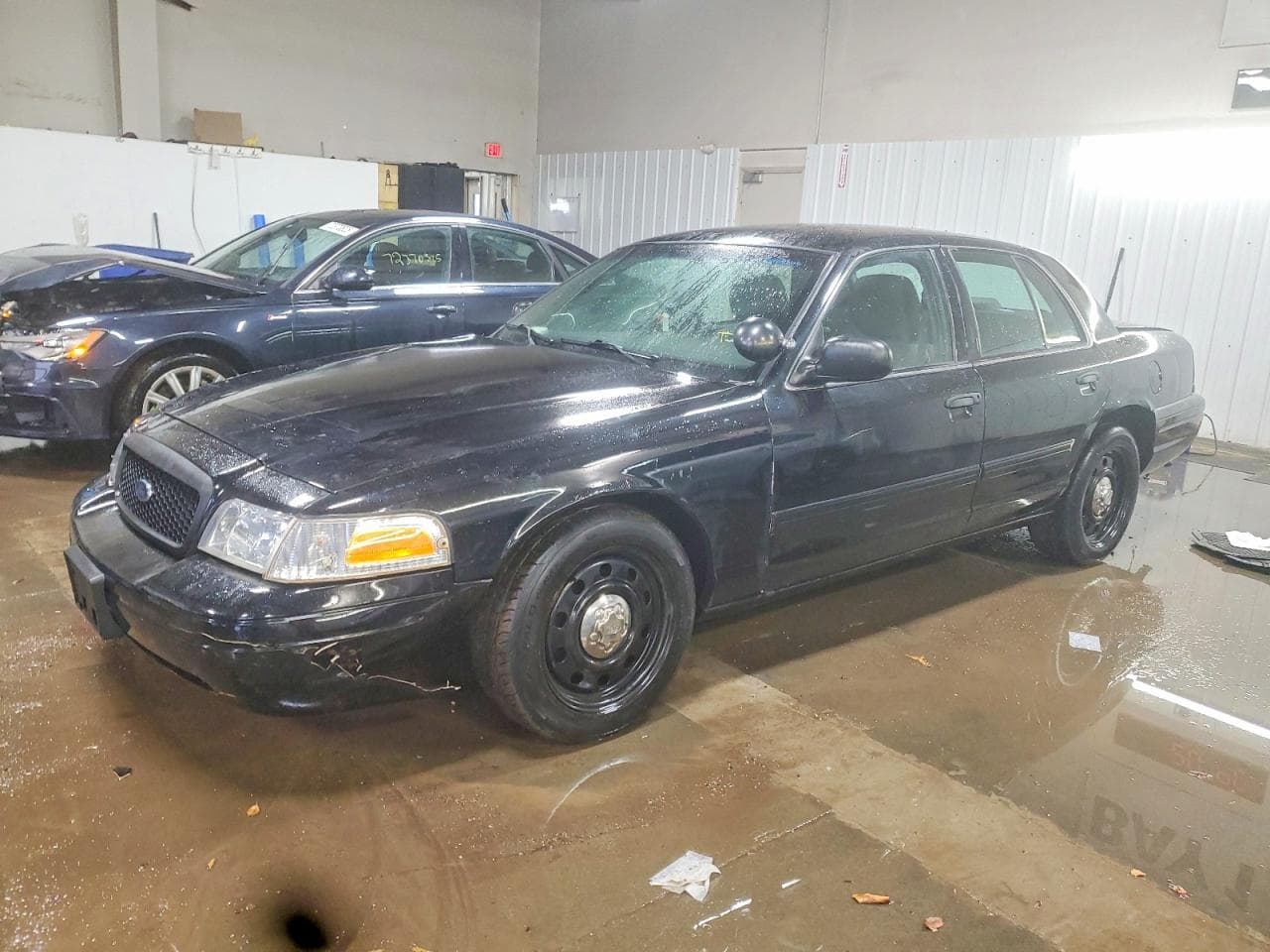 CROWN VIC