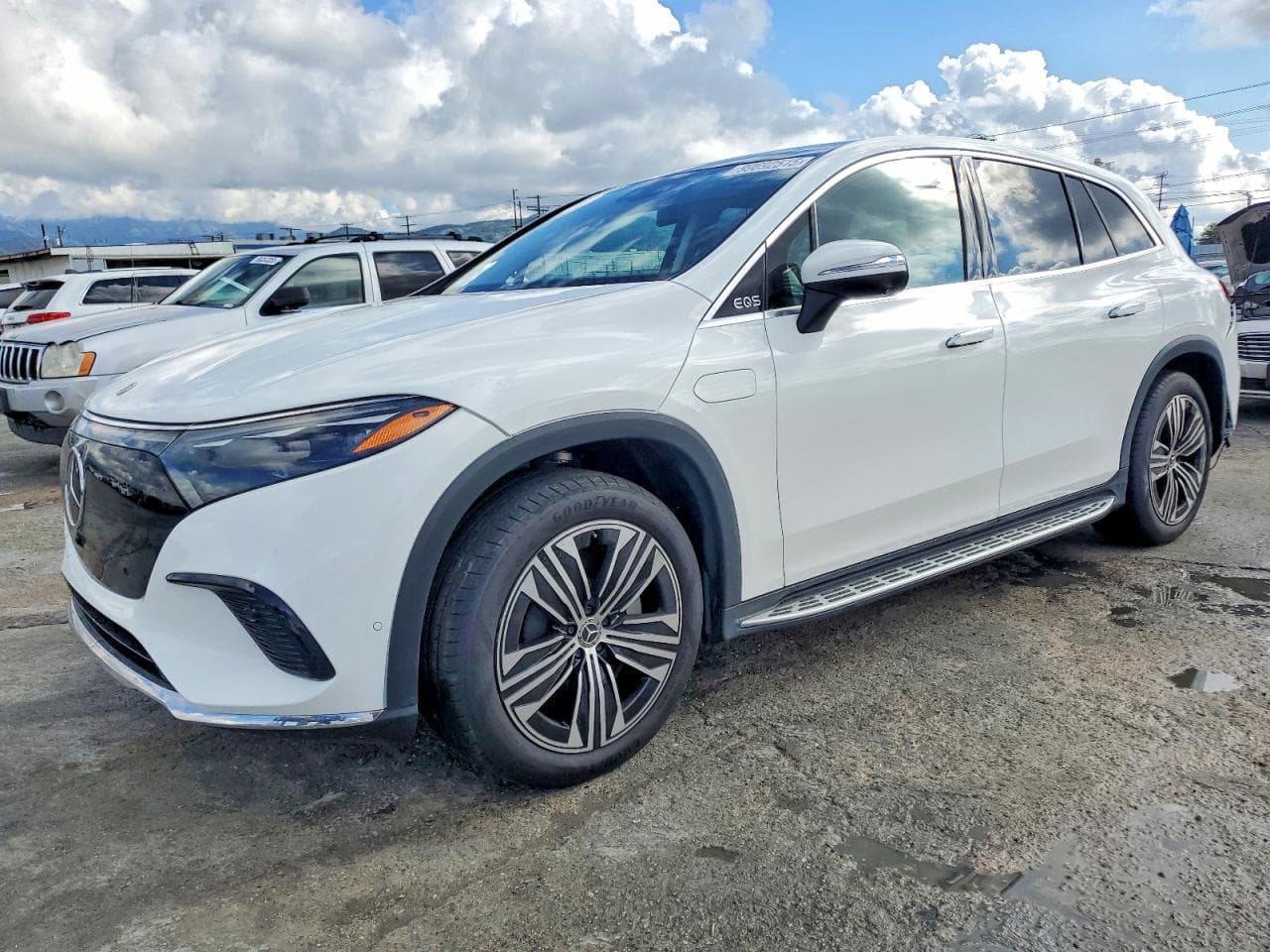 EQS SUV 45