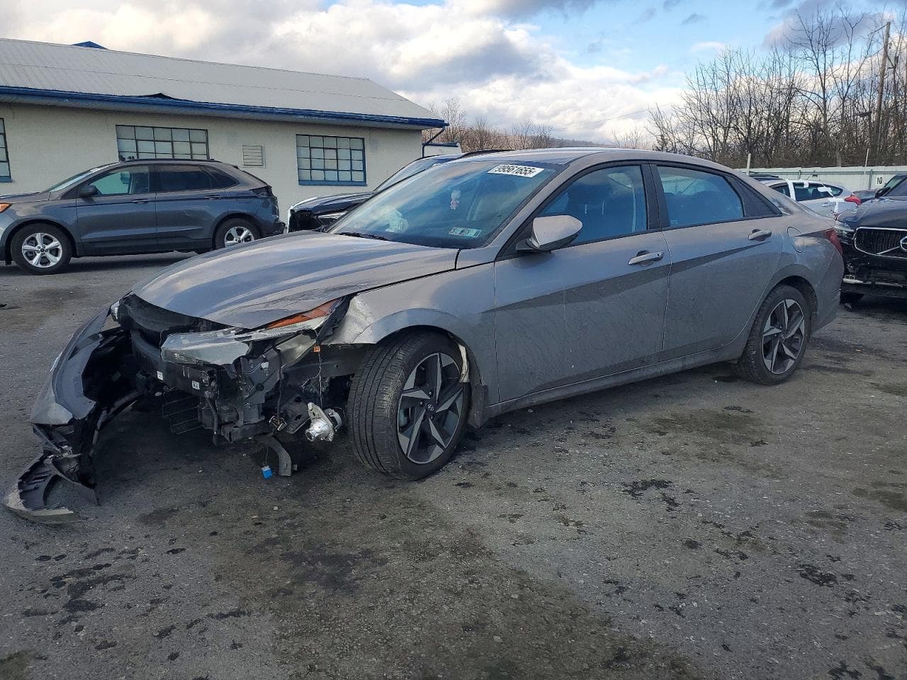 ELANTRA