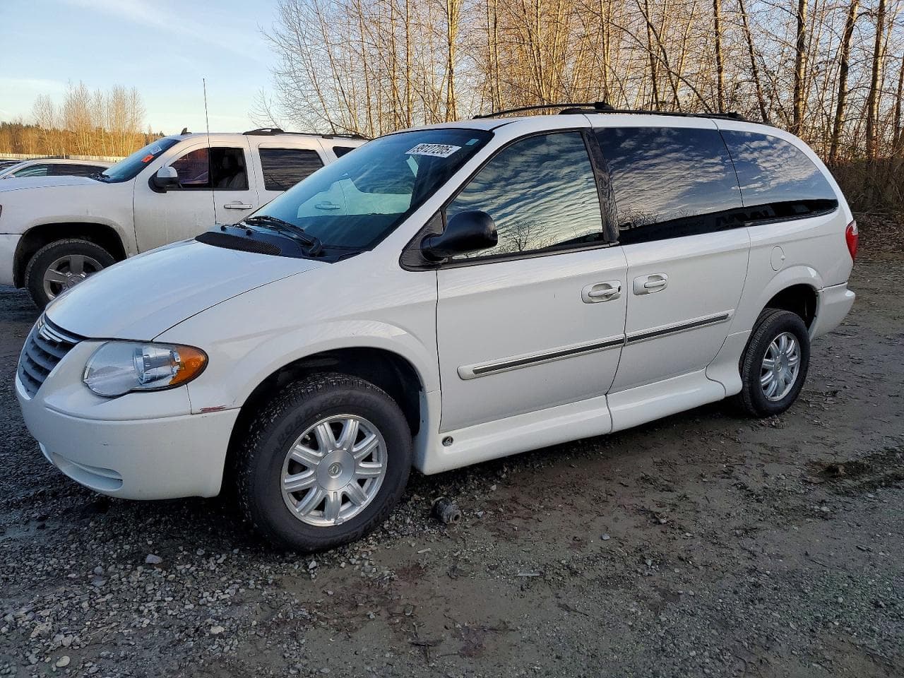 MINIVAN