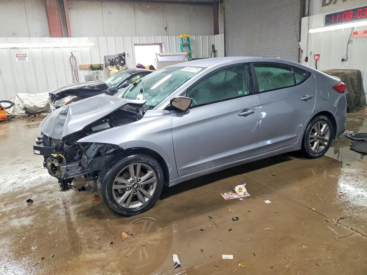 ELANTRA