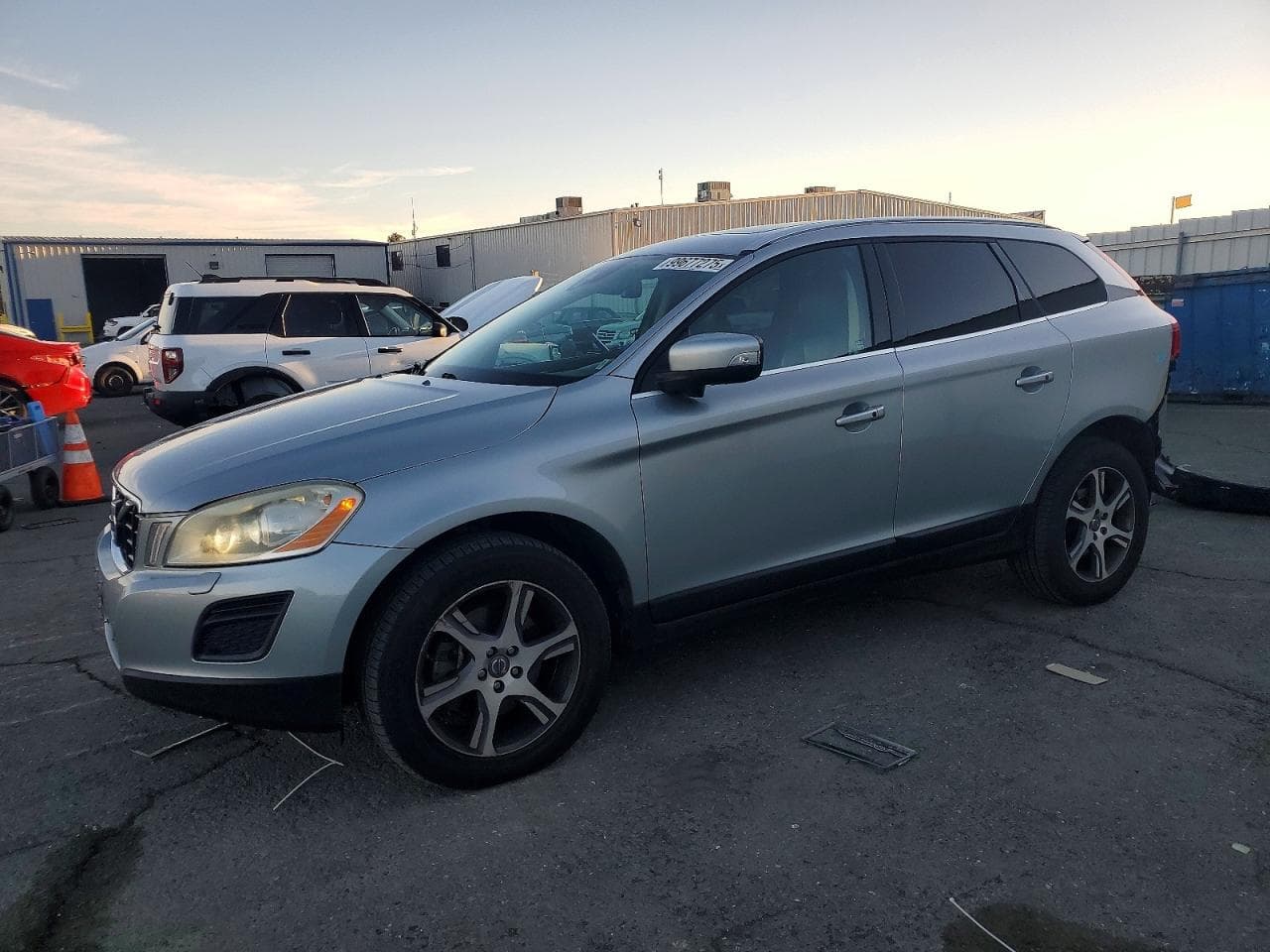 XC60