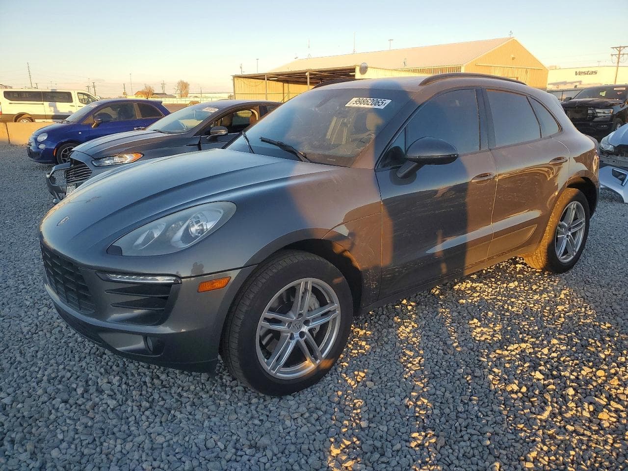 MACAN