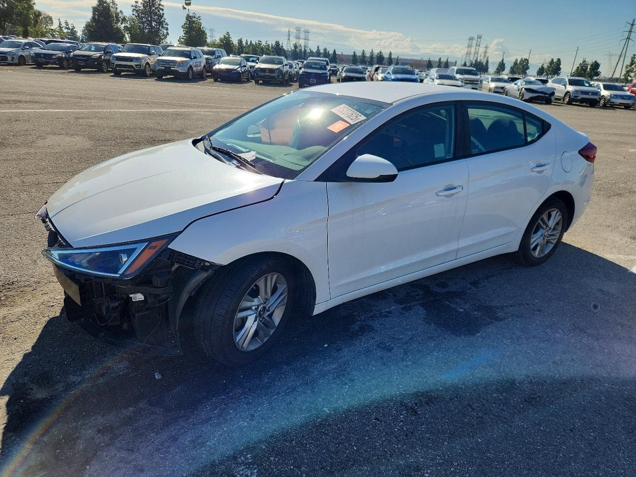 ELANTRA