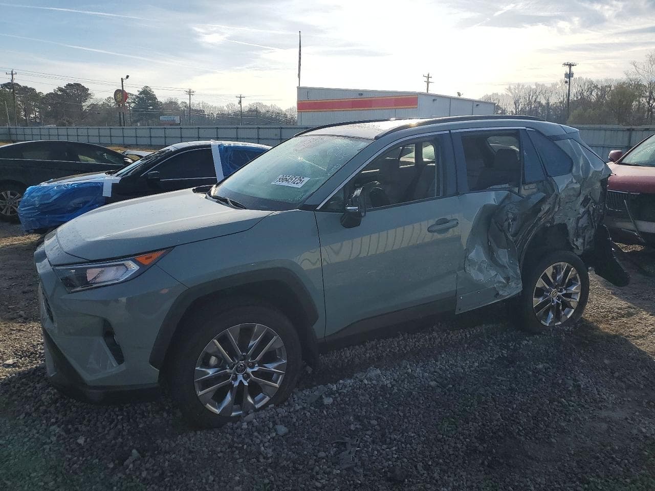 RAV4