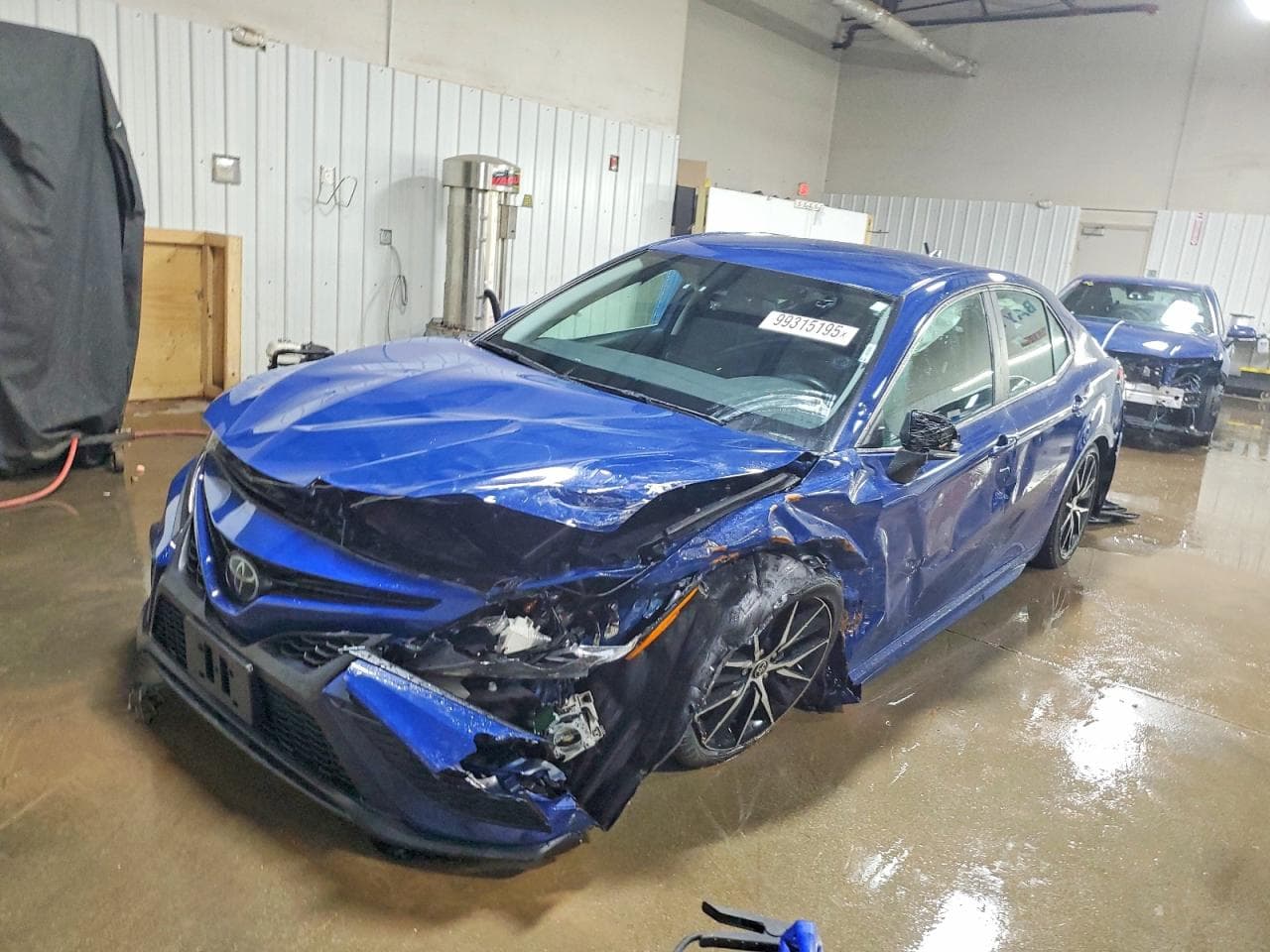 CAMRY