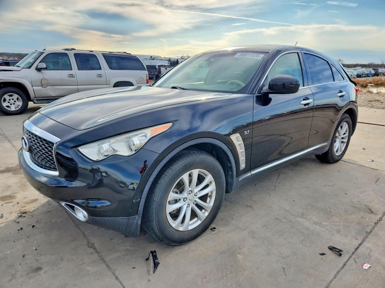 QX70