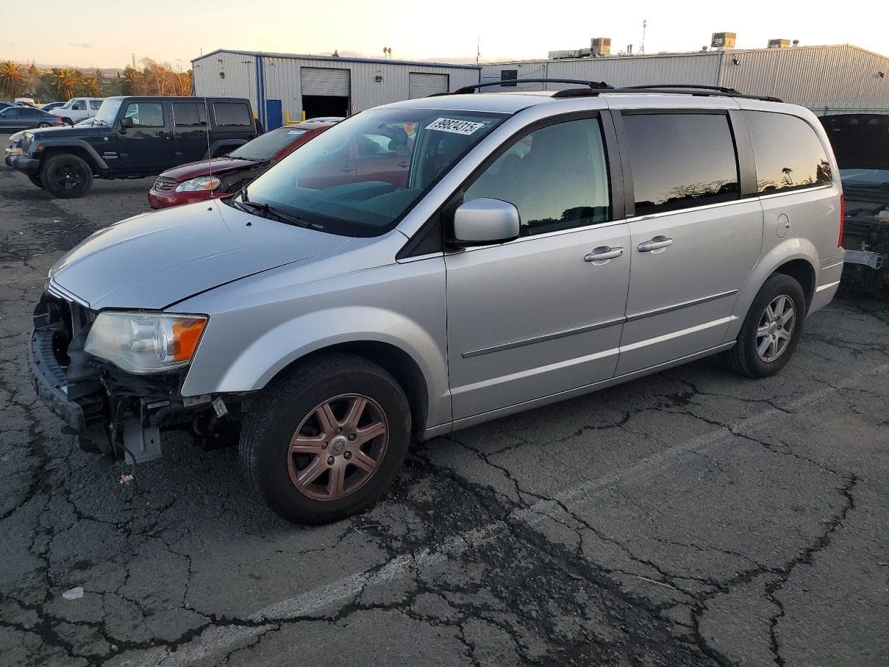 MINIVAN