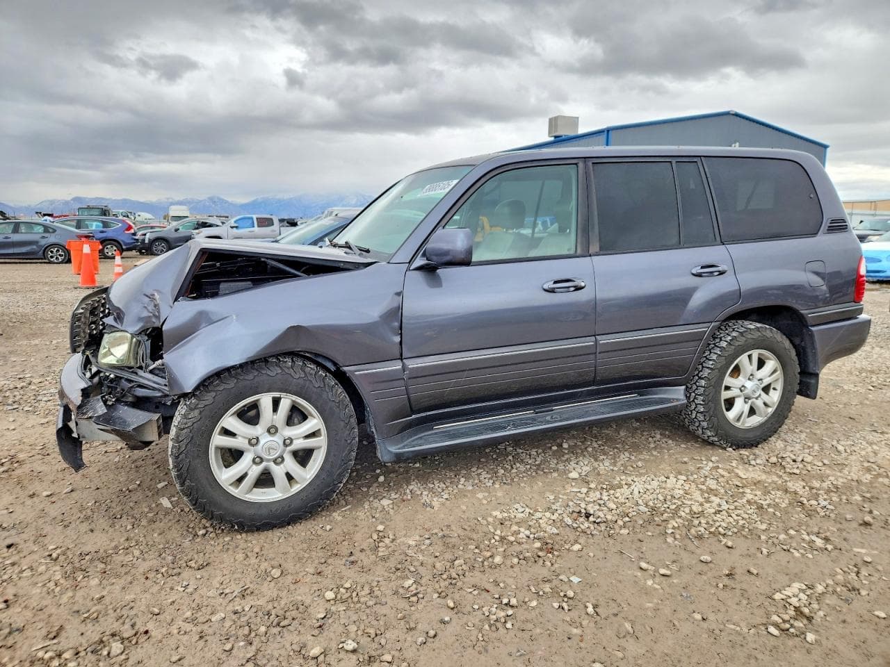 LX470