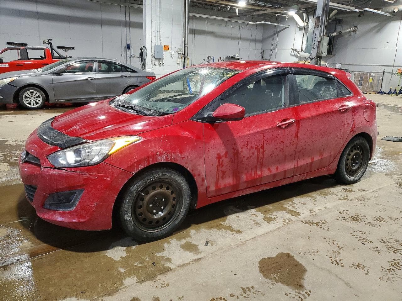 ELANTRA