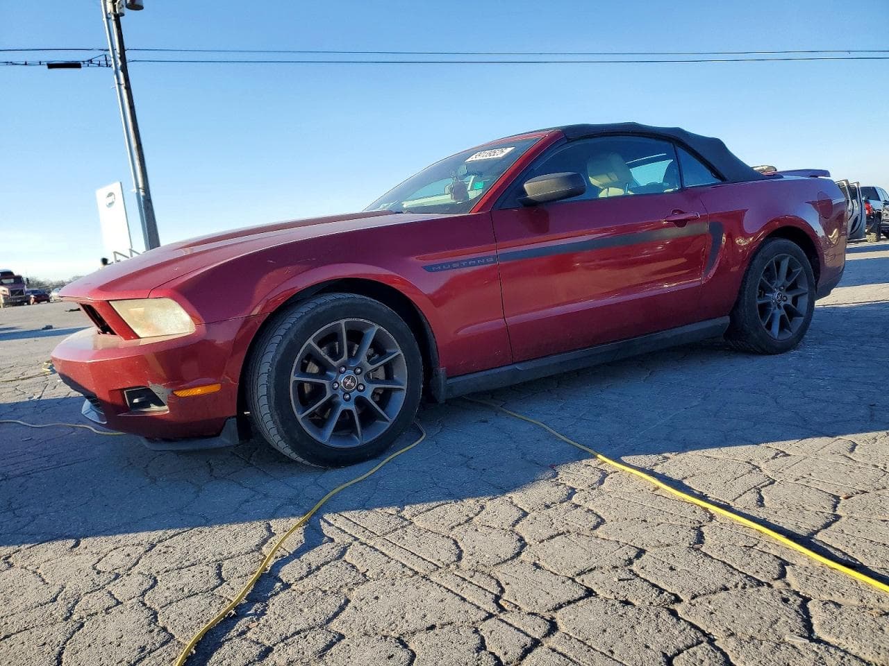 MUSTANG