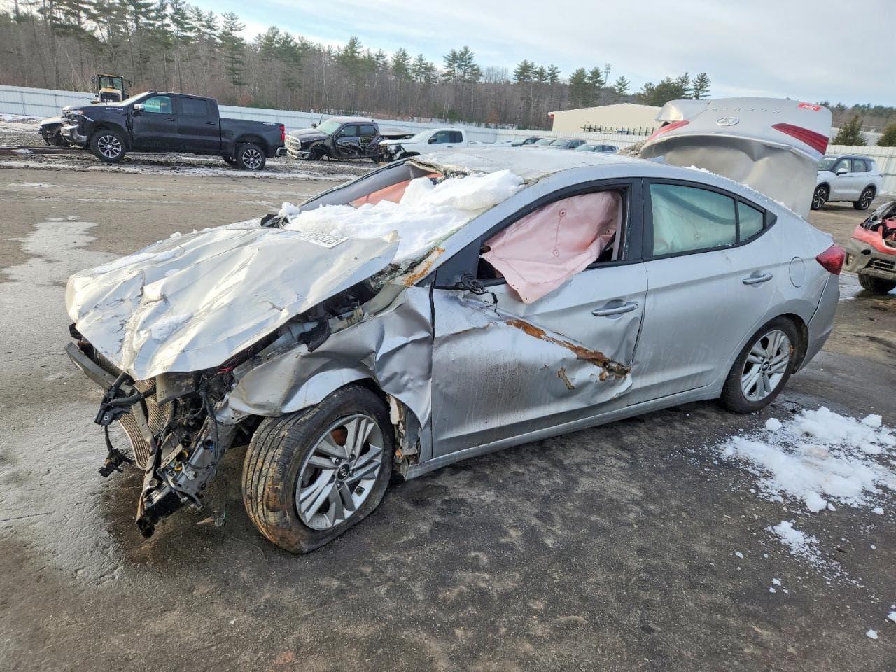 ELANTRA