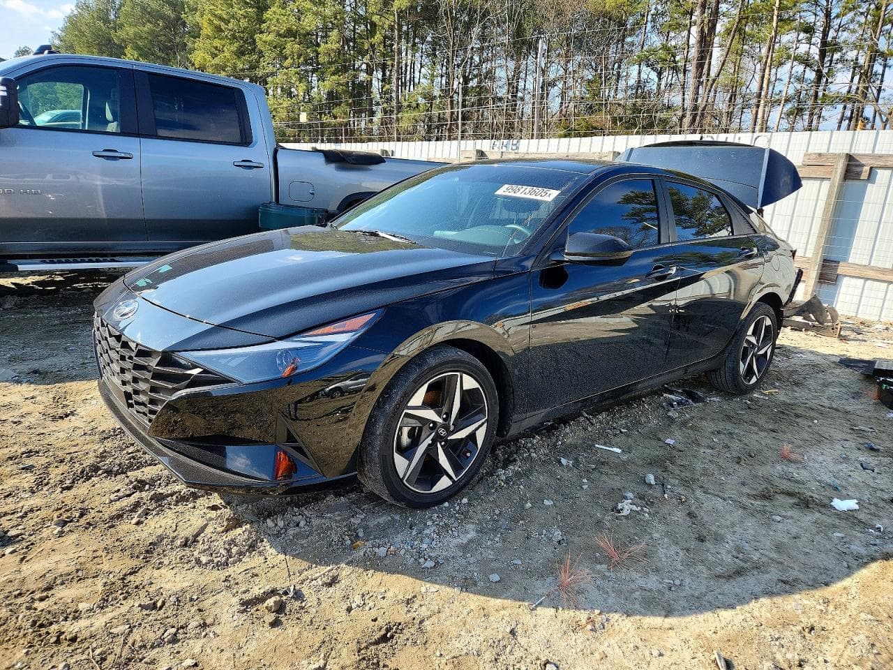 ELANTRA