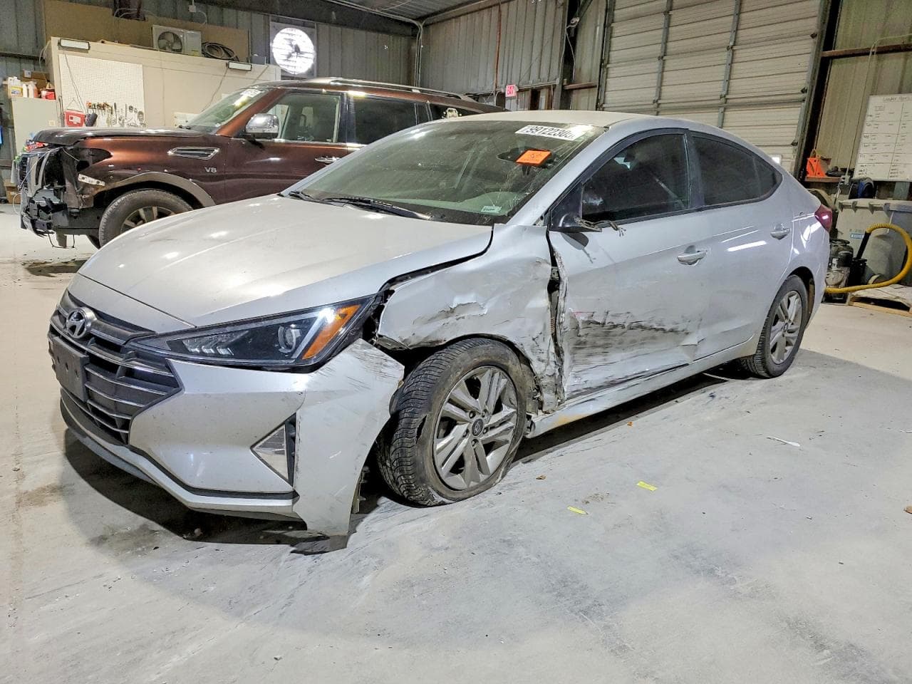 ELANTRA