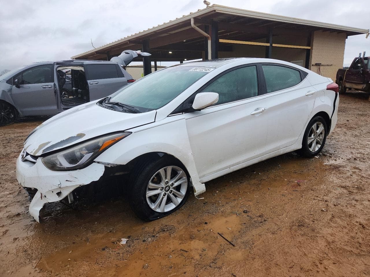 ELANTRA