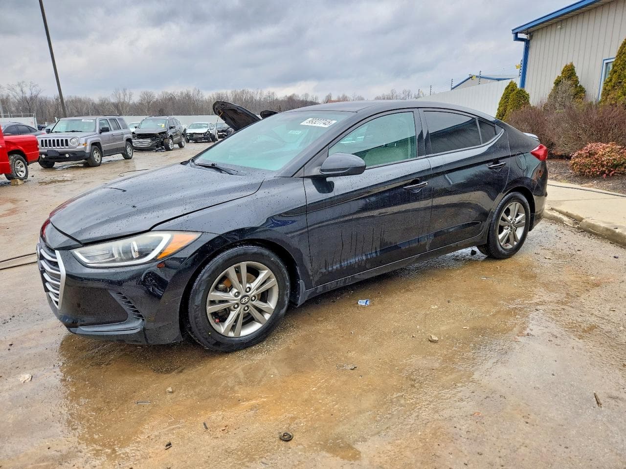 ELANTRA