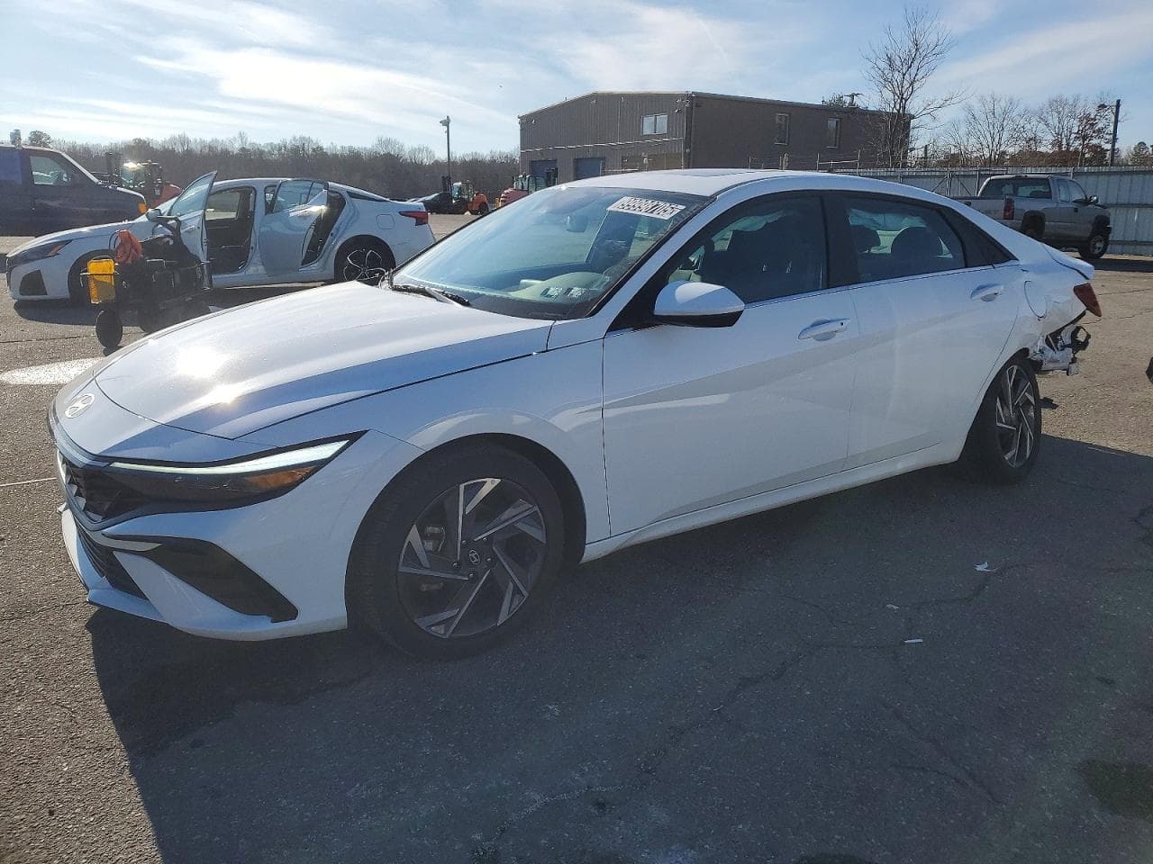 ELANTRA