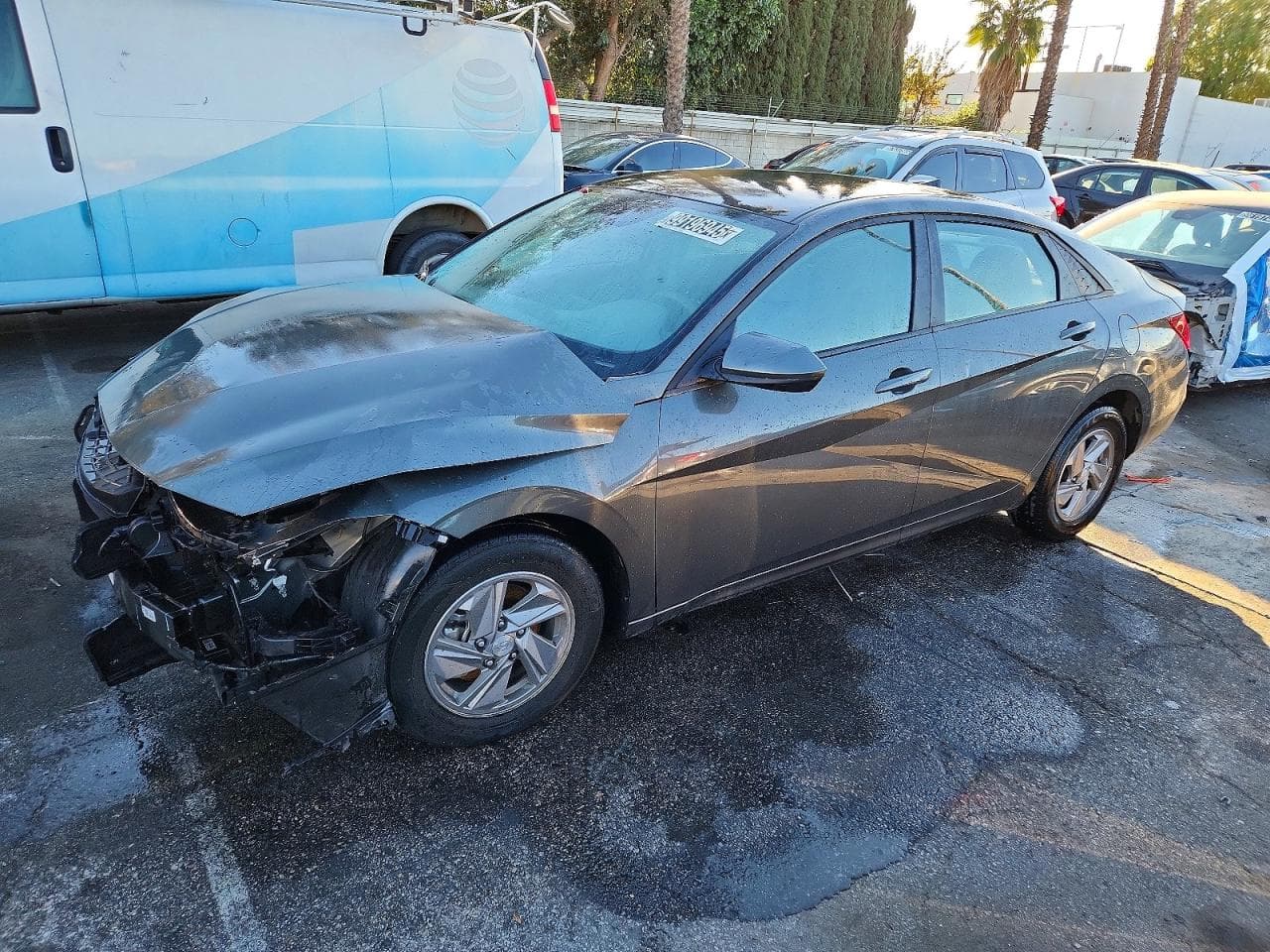 ELANTRA