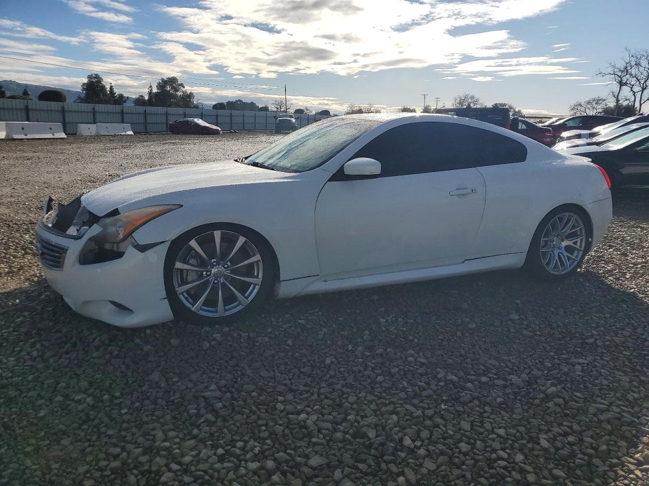 G37