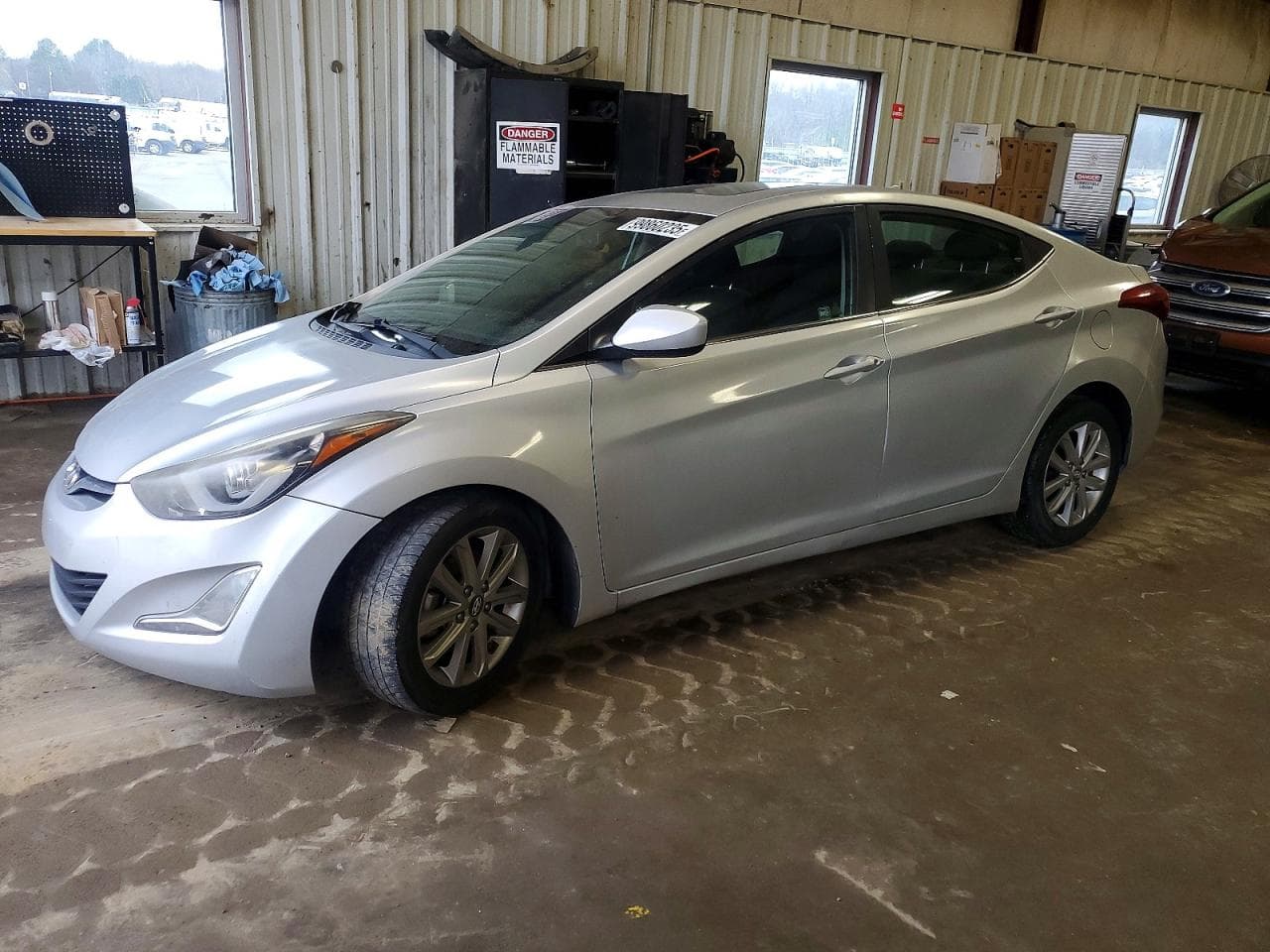 ELANTRA