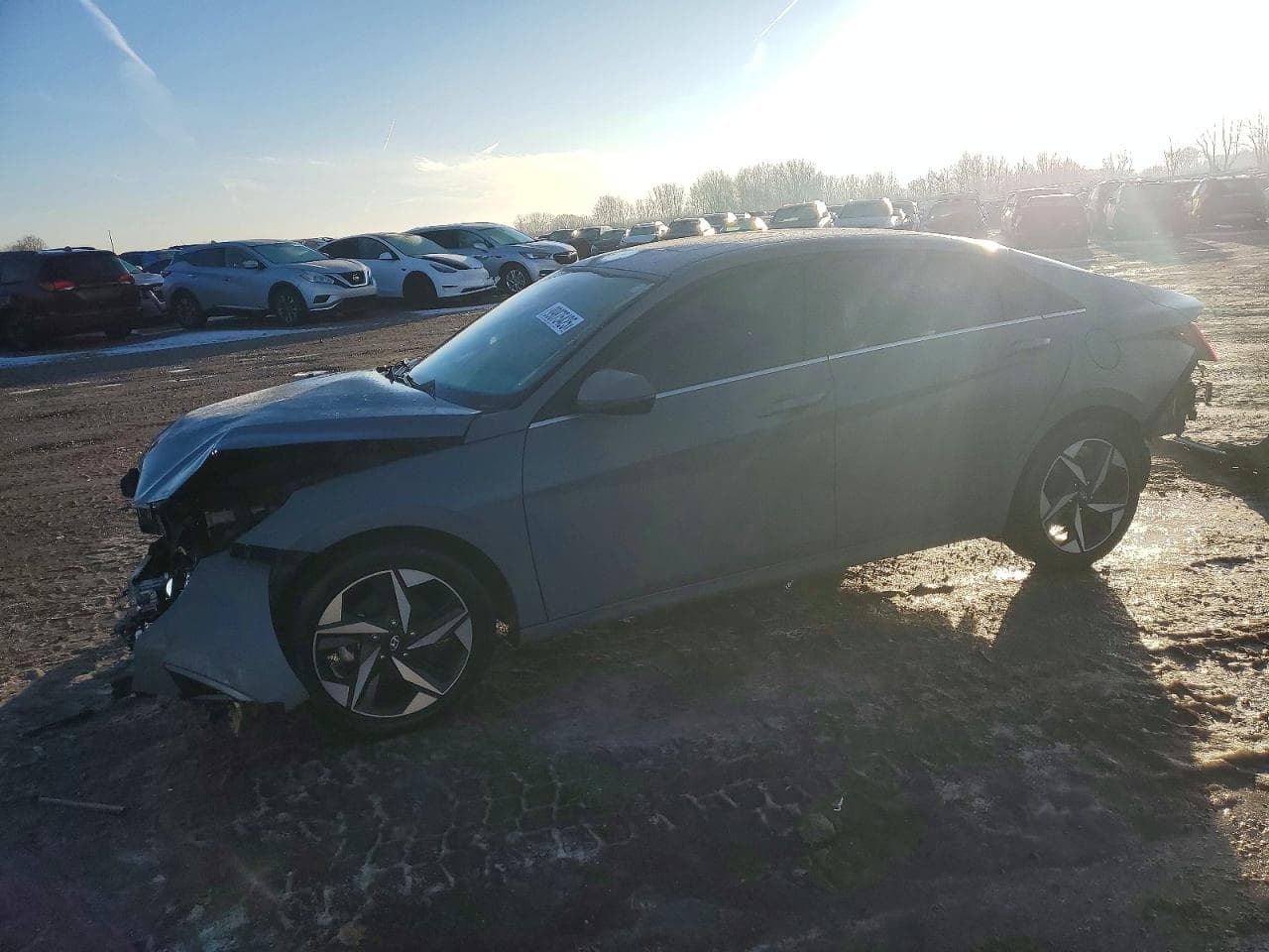 ELANTRA