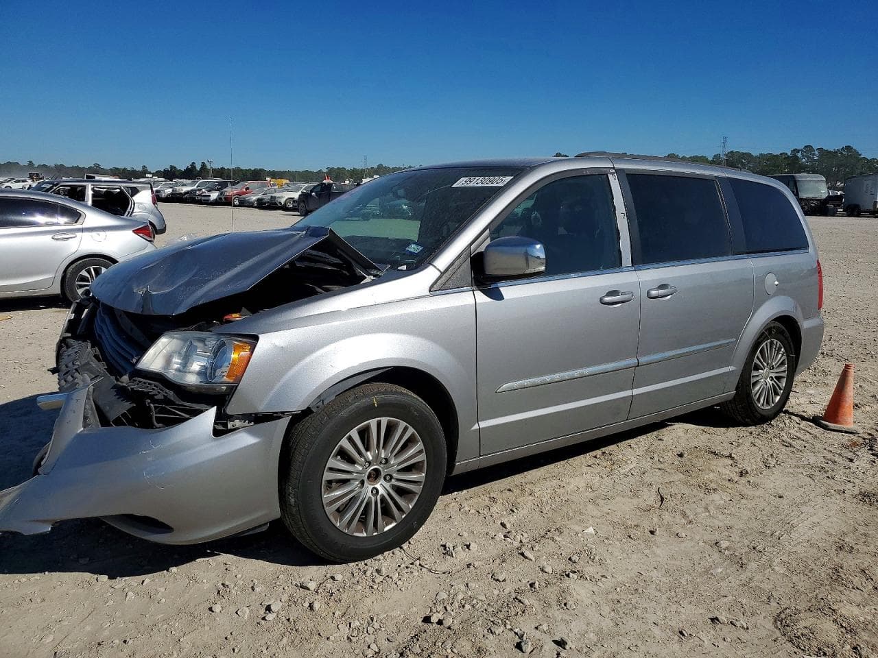 MINIVAN