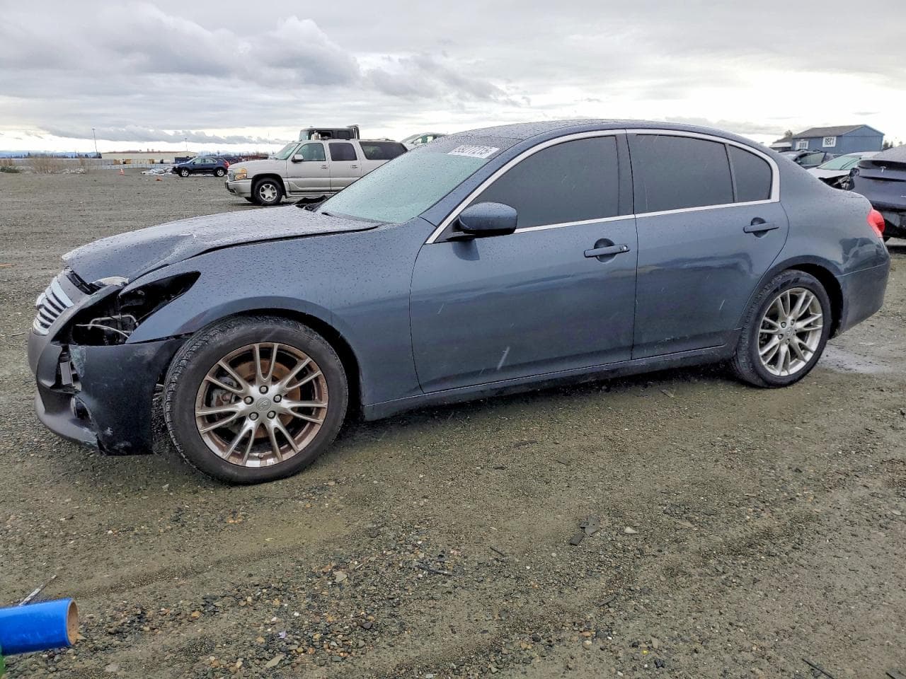 G37