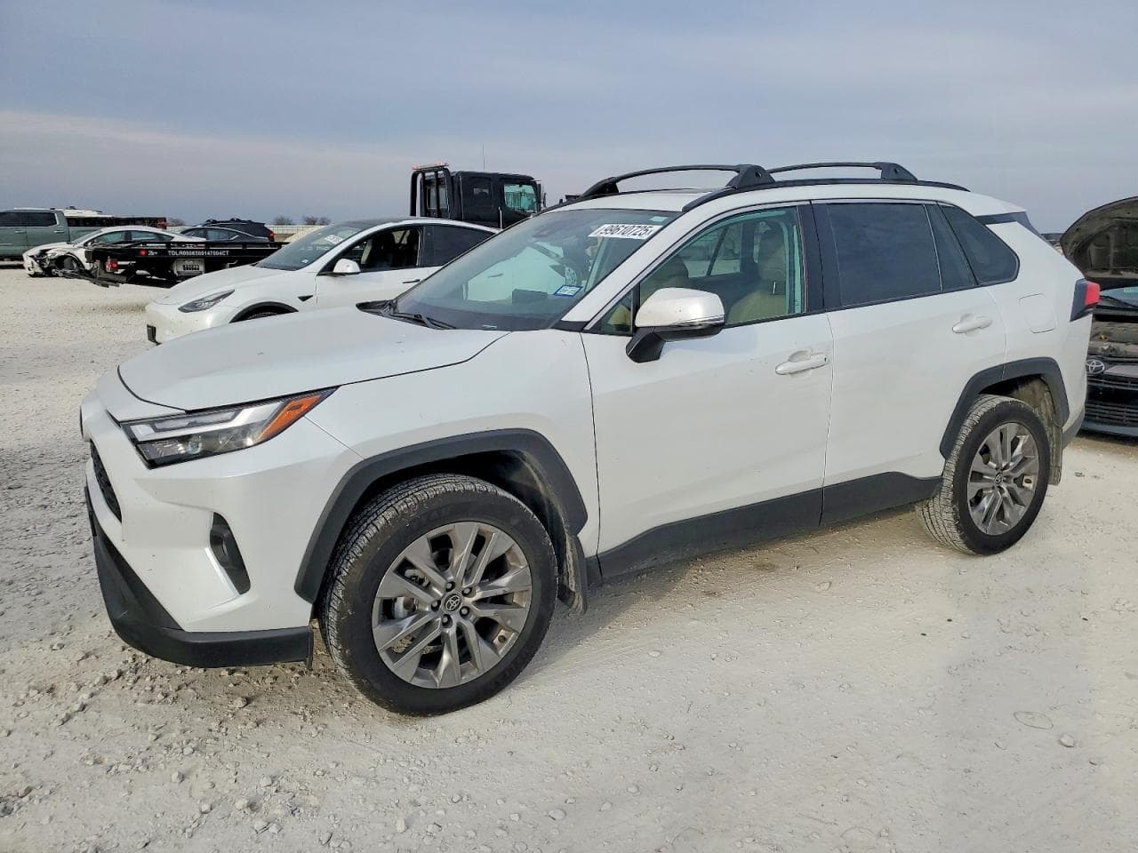 RAV4