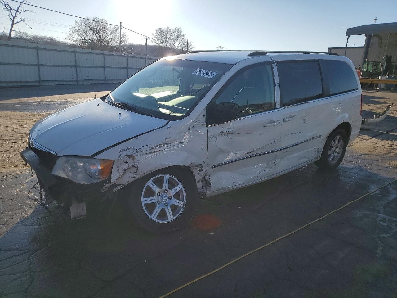 TOWN & COUNTRY