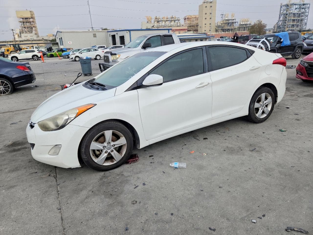 ELANTRA